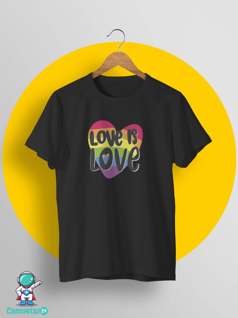 camiseta corazon love is love
