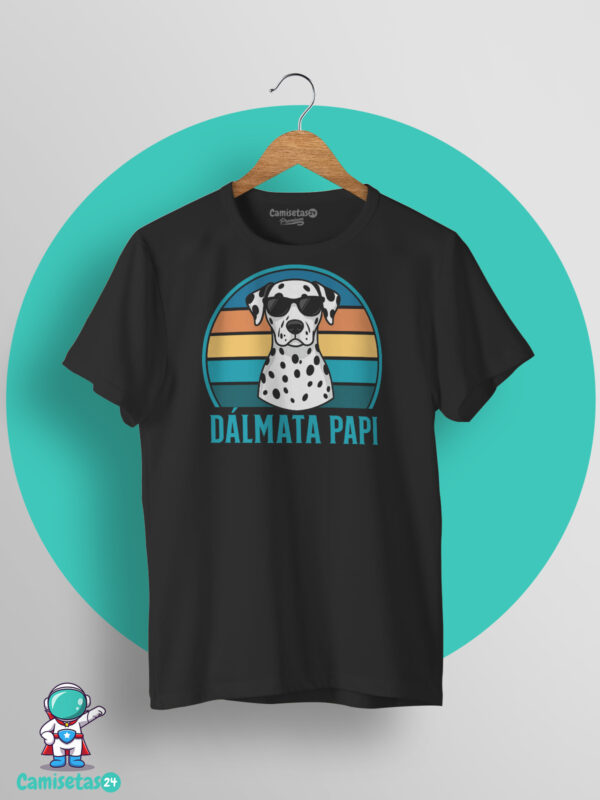 Camiseta Dálmata Papi retro vintage con ilustración de perro dálmata y gafas de sol en impresión DTG de calidad premium