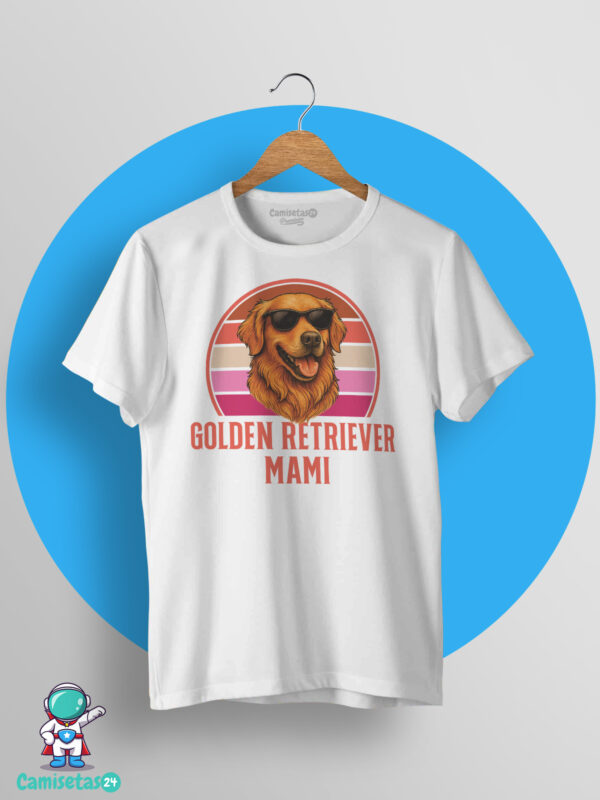 Camiseta blanca Golden Retriever Mami retro vintage con ilustración de Golden Retriever con gafas de sol para mujeres amantes de los perros, impresión DTG.