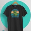 Camiseta Iguana Papi con diseño retro vintage de una iguana con gafas de sol